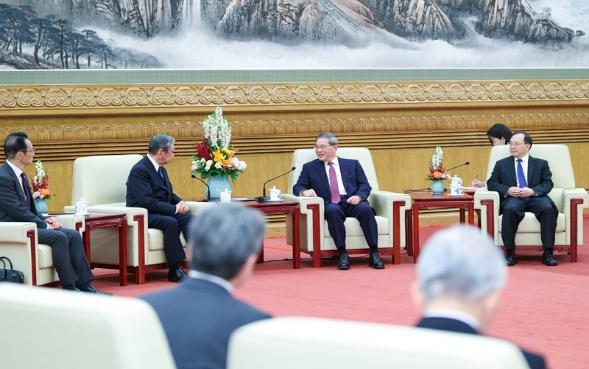 李强会见河野洋平率领的日本国际贸易促进协会访华团
